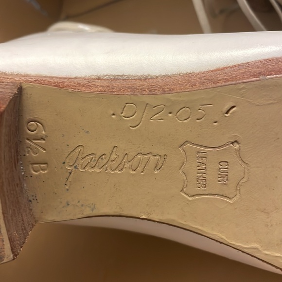 Jackson 6.5 B Figure Skate Boot Barely Used - Picture 4 of 6